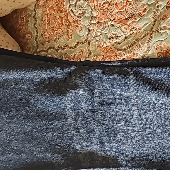 Tom Ford Jeans size 36. Straight leg. Like new only worn twice. - Picture 5 of 5